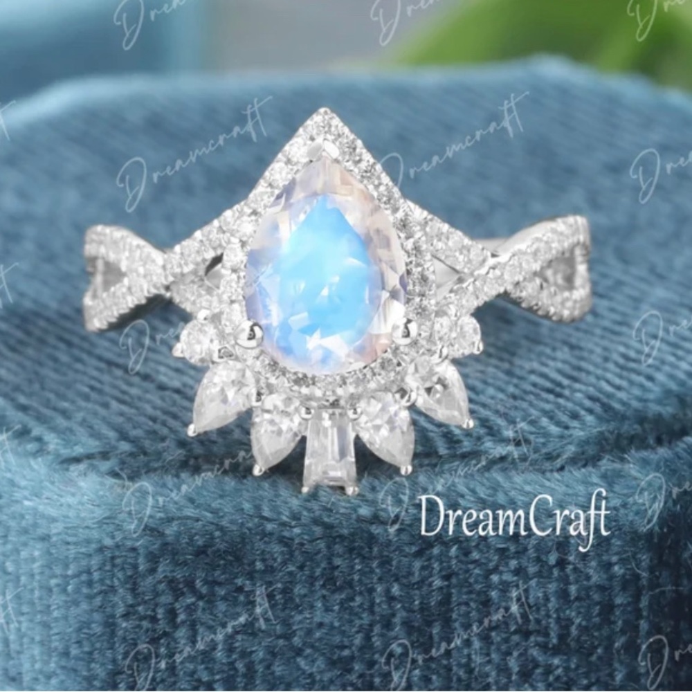 MOONSTONE RING with Moissanites